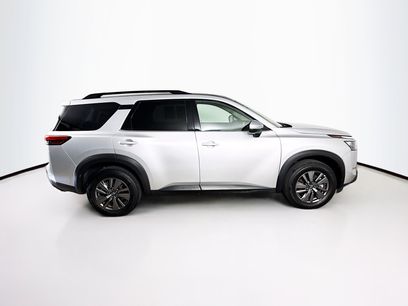 Used 2025 Nissan Pathfinder SV