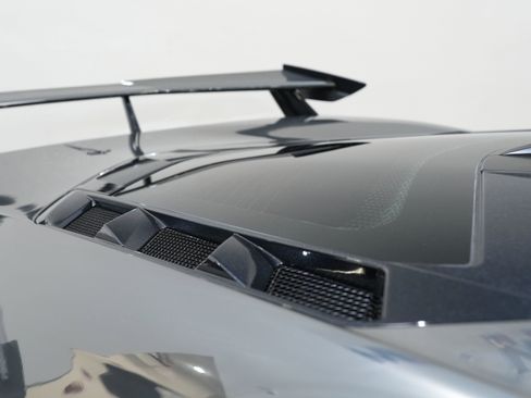 Used 2020 Chevrolet Corvette Stingray Preferred Cpe w/ 2LT Preferred Equipment Group RWD image 16