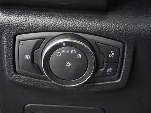 Used 2018 Ford Expedition Limited w/ Equipment Group 301A AWD/4WD image 36