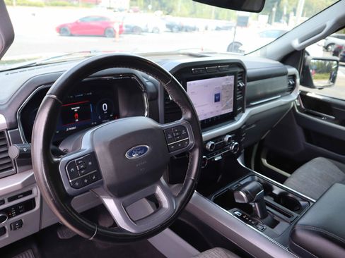 Used 2023 Ford F150 Lightning XLT AWD/4WD image 17