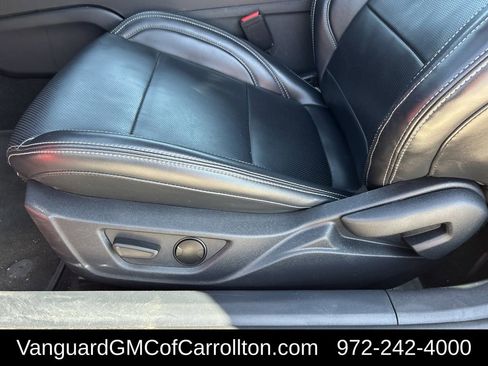 Used 2024 Ford Mustang Premium image 28