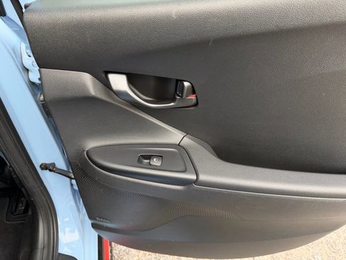 Used 2020 Hyundai Veloster N image 20