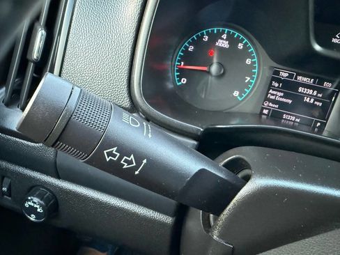 Used 2022 Chevrolet Colorado LT w/ Fleet Safety Package RWD image 27