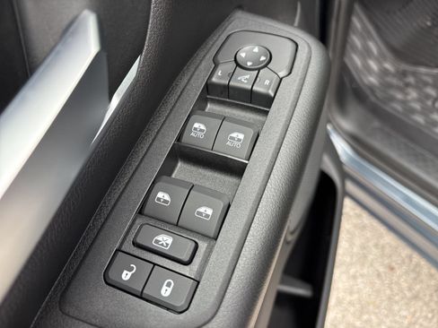 New 2026 RAM 1500 Big Horn AWD/4WD image 11
