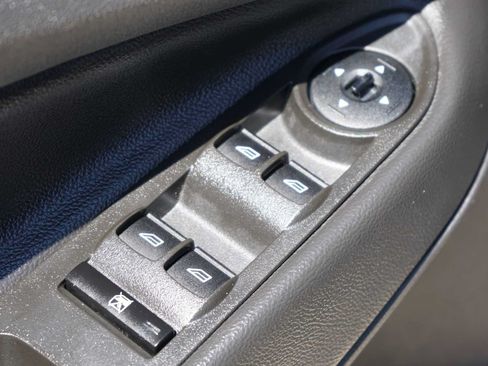 Used 2016 Ford Escape S FWD image 18