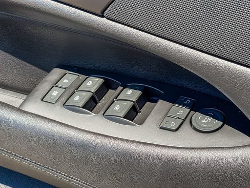 Certified 2020 Cadillac Escalade Luxury AWD/4WD image 39