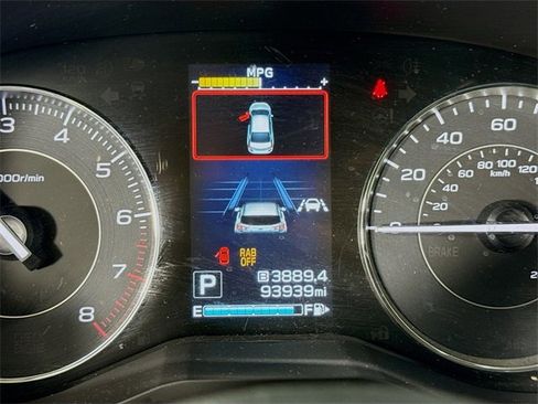 Used 2019 Subaru Impreza 2.0i Limited image 12