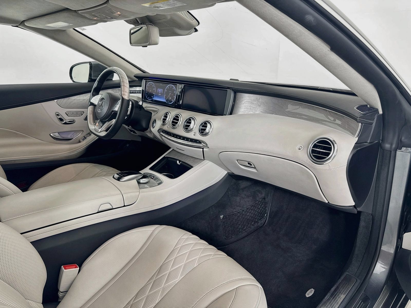 Used 2017 Mercedes-Benz S 550 Cabriolet image 9