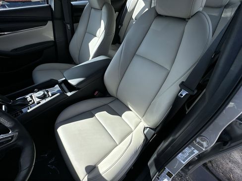 Used 2022 MAZDA MAZDA3 s image 13