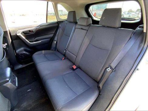 Certified 2025 Toyota RAV4 LE image 20