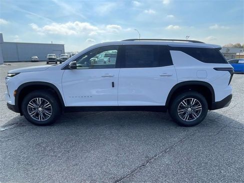 New 2026 Chevrolet Traverse LT image 6