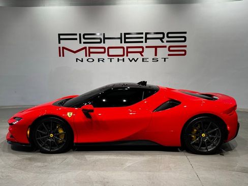 Used 2023 Ferrari SF90 Stradale Base image 17