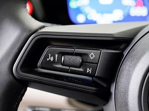 Certified 2025 Porsche Macan Electric image 13