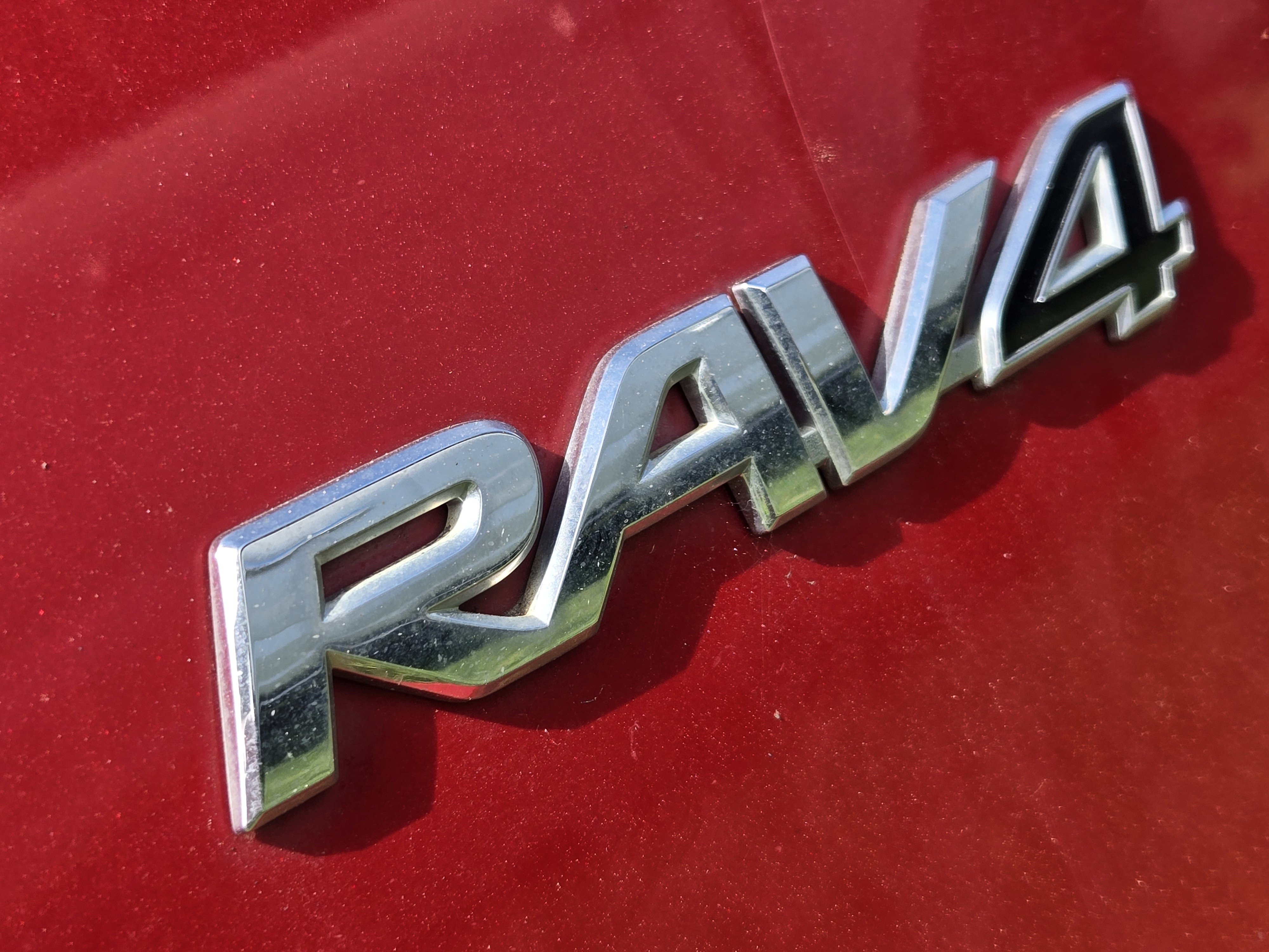 Used 2017 Toyota RAV4 LE FWD image 10