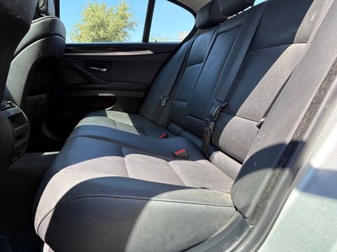 Used 2013 BMW 528i Sedan RWD image 9