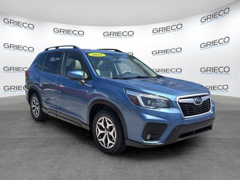 Used 2021 Subaru Forester Premium AWD/4WD image 1