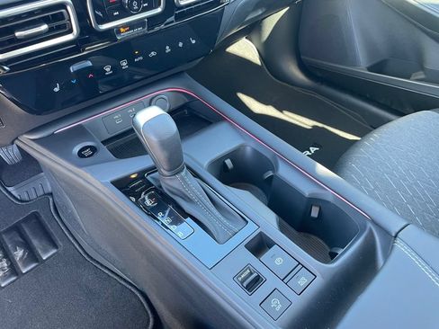 New 2026 Nissan Sentra SV w/ SV Convenience Package FWD image 23