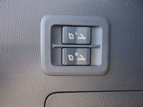Used 2024 Lexus LX 600 F Sport AWD/4WD image 63