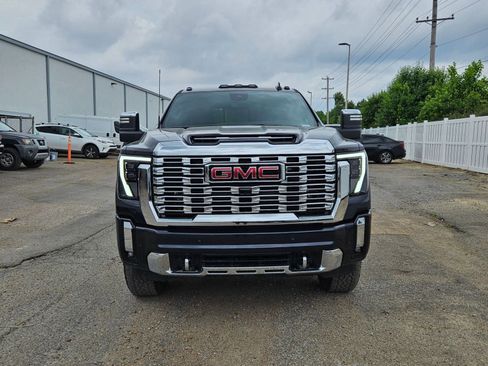 New 2026 GMC Sierra 3500 Denali w/ Technology Package AWD/4WD image 10