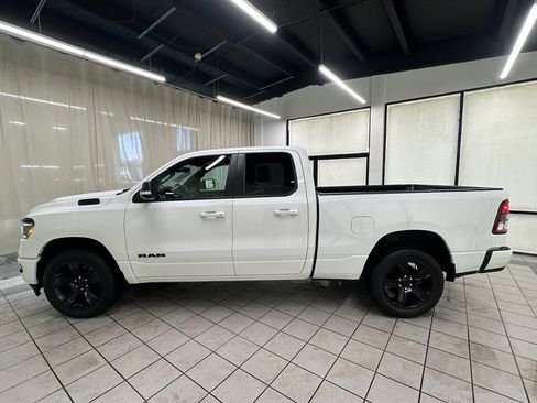 Used 2022 RAM 1500 Big Horn w/ Night Edition AWD/4WD image 9