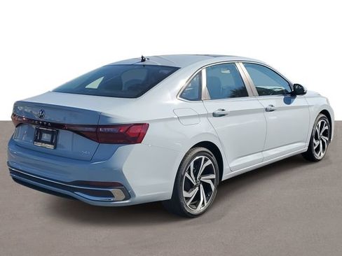 New 2026 Volkswagen Jetta SEL image 4