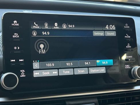 Used 2020 Honda Accord EX image 19
