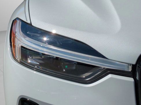 New 2026 Volvo XC60 B5 Core image 10