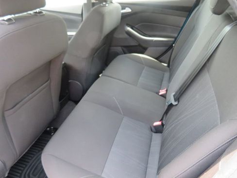 Used 2015 Ford Focus SE w/ Interior Protection Package image 14