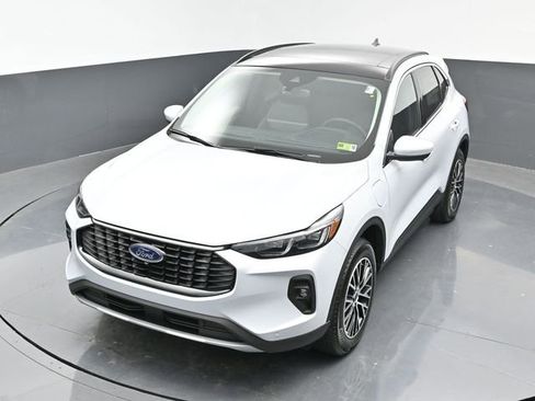New 2025 Ford Escape SE w/ PHEV Premium Package image 19