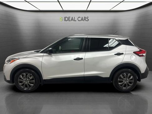 Used 2020 Nissan Kicks S FWD image 8