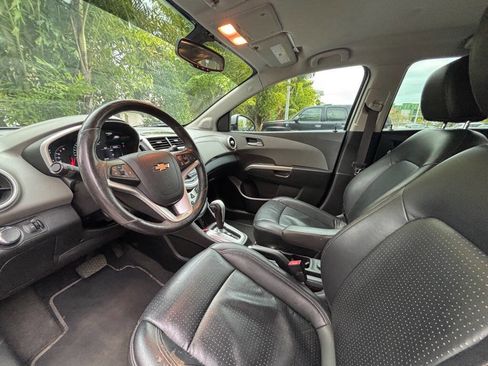 Used 2017 Chevrolet Sonic Premier image 9