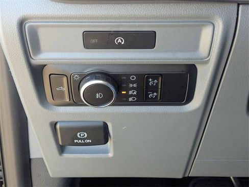 Used 2025 Ford F150 XLT w/ Equipment Group 301A Standard image 16