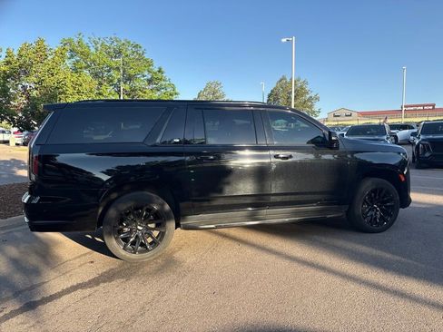 Certified 2023 Cadillac Escalade ESV Sport Platinum w/ LPO, ONYX Package AWD/4WD image 6