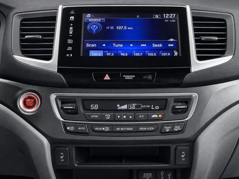 Used 2018 Honda Pilot EX-L image 25