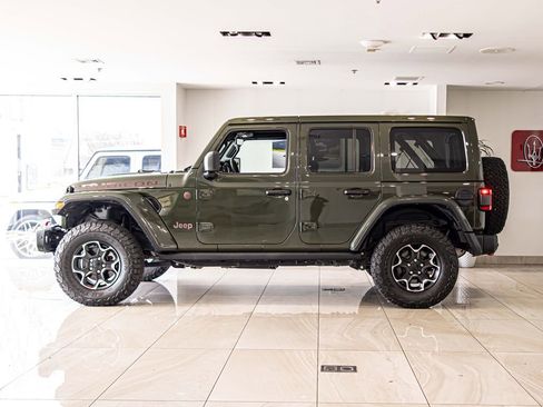 Used 2023 Jeep Wrangler Unlimited Rubicon w/ Dual Top Group AWD/4WD image 7