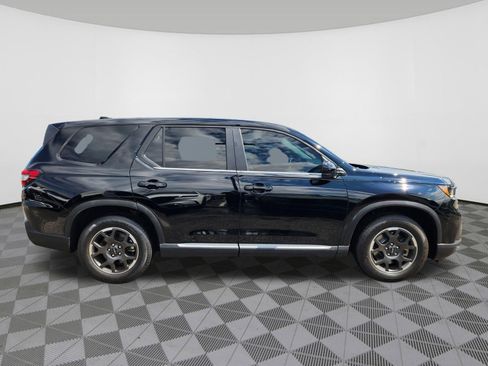 Used 2023 Honda Pilot EX-L image 6