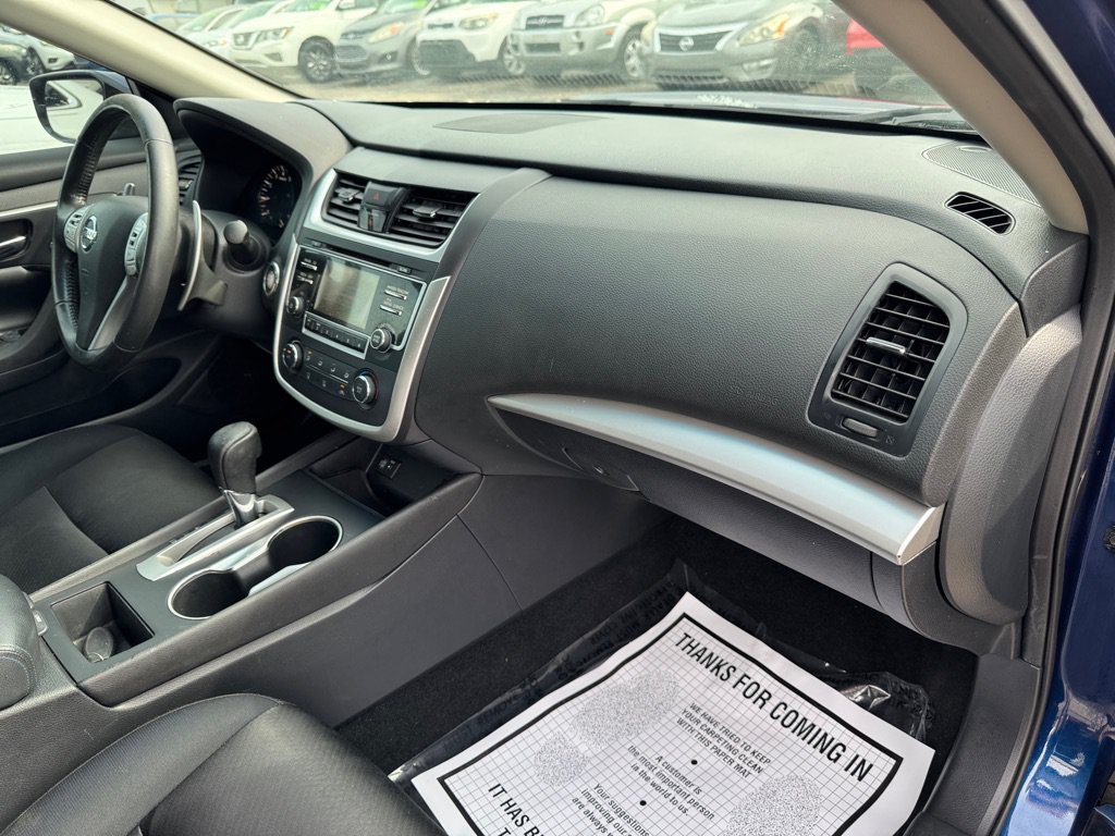 Used 2017 Nissan Altima 2.5 SR FWD image 12
