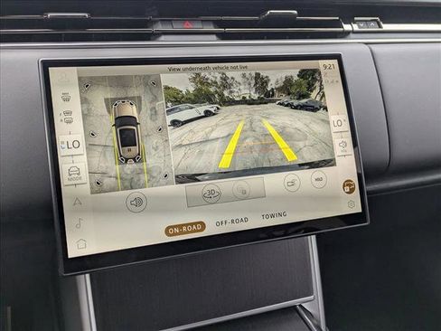 New 2025 Land Rover Range Rover SE image 13