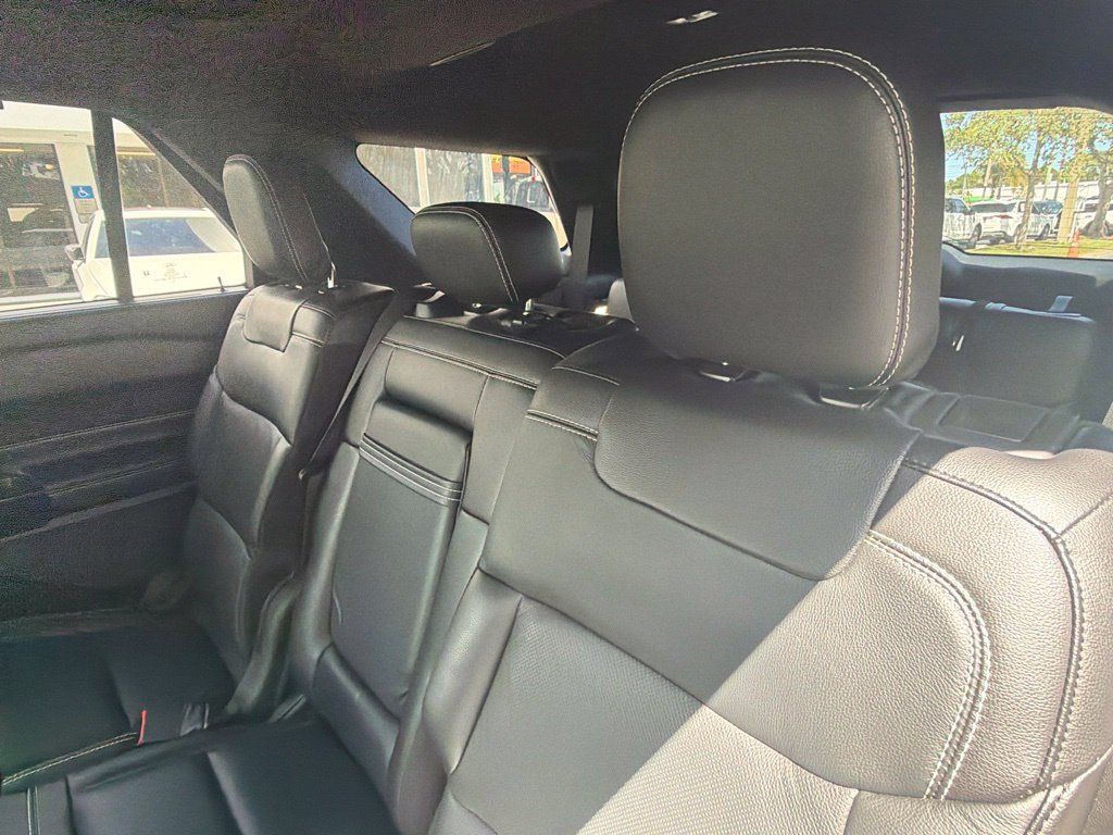 Used 2021 Ford Explorer ST w/ Equipment Group 401A AWD/4WD image 11