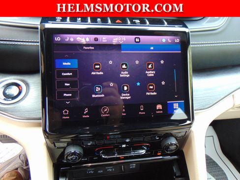 Certified 2024 Jeep Grand Cherokee Limited image 27