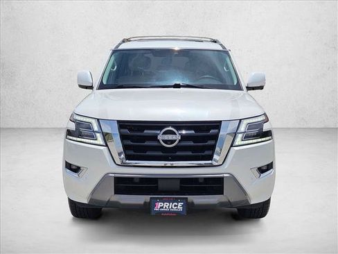 Used 2023 Nissan Armada SL w/ Captain's Chairs Package RWD image 2
