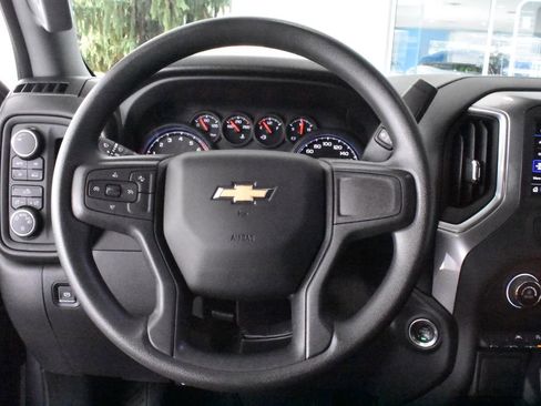 Certified 2025 Chevrolet Silverado 1500 Custom image 23