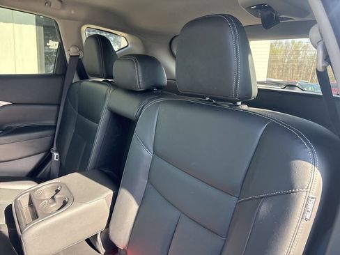 Used 2023 Nissan Murano SL w/ SL Moonroof Package image 5