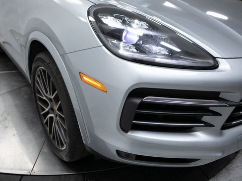 Certified 2022 Porsche Cayenne S image 12