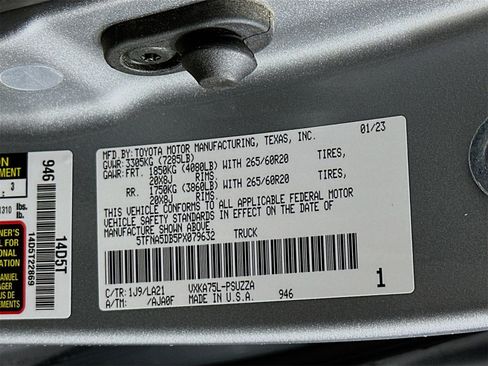 Used 2023 Toyota Tundra Platinum image 33