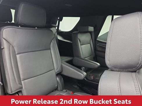Used 2024 GMC Yukon Denali AWD/4WD image 53
