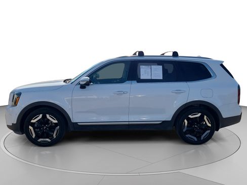 Used 2023 Kia Telluride EX AWD/4WD image 2