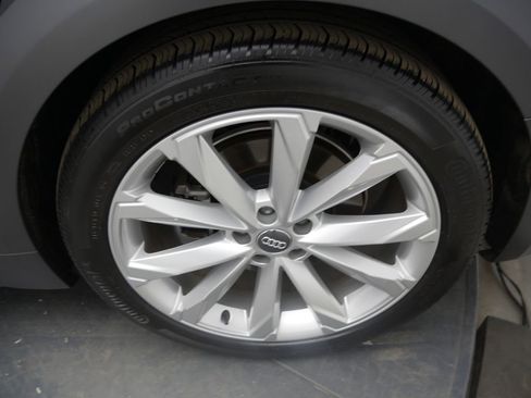 Used 2020 Audi A6 3.0T allroad Premium Plus w/ Driver Assistance Package AWD/4WD image 15