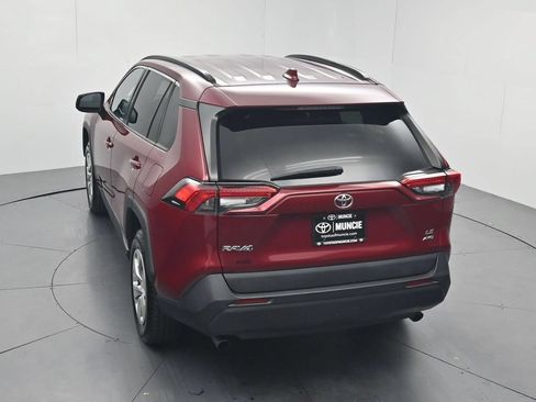 Used 2021 Toyota RAV4 LE AWD/4WD image 49