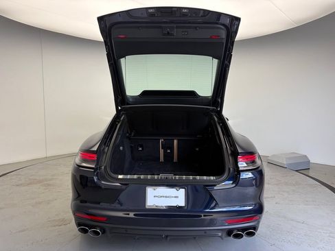 Certified 2023 Porsche Panamera 4 Platinum Edition AWD/4WD image 9